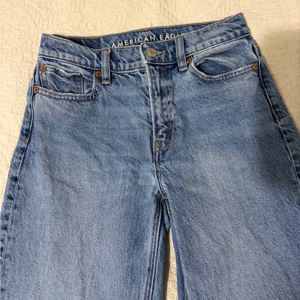 Women’s American Eagle Straight Leg Jeans